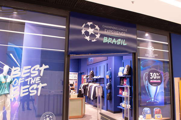 Champions League Experience Brasil terá exposição da Taça original da UEFA  - Live Marketing